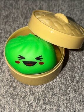 Crazy Fun Mini Dumpling Green Squishy